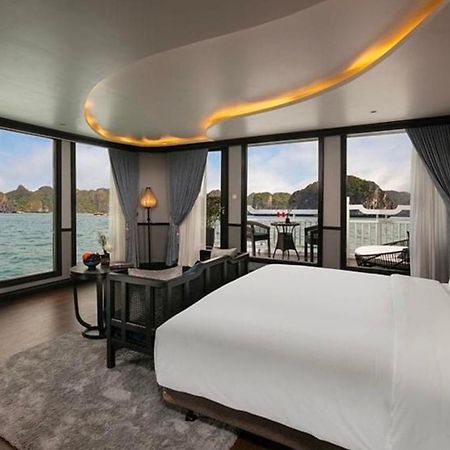 Lotus Boutique Cruise Hotel Hạ Long Ngoại thất bức ảnh