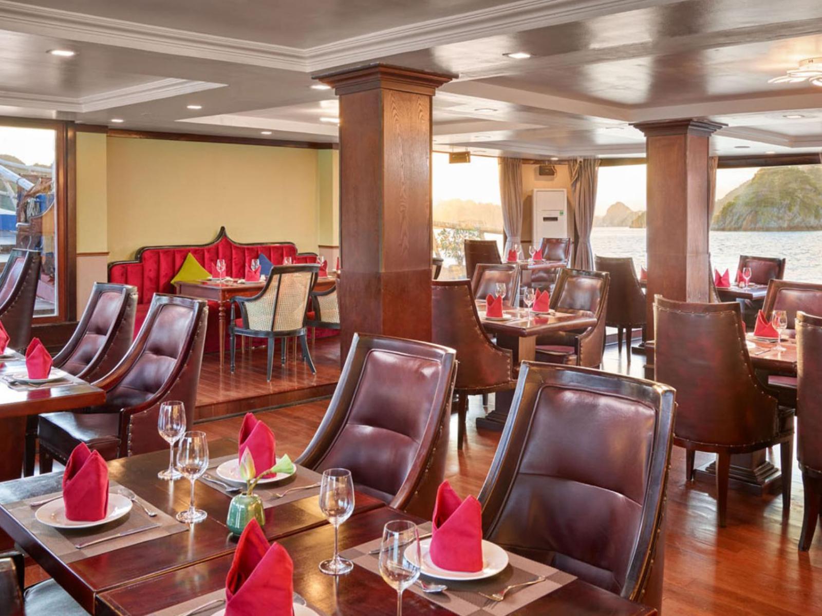 Lotus Boutique Cruise Hotel Hạ Long Ngoại thất bức ảnh