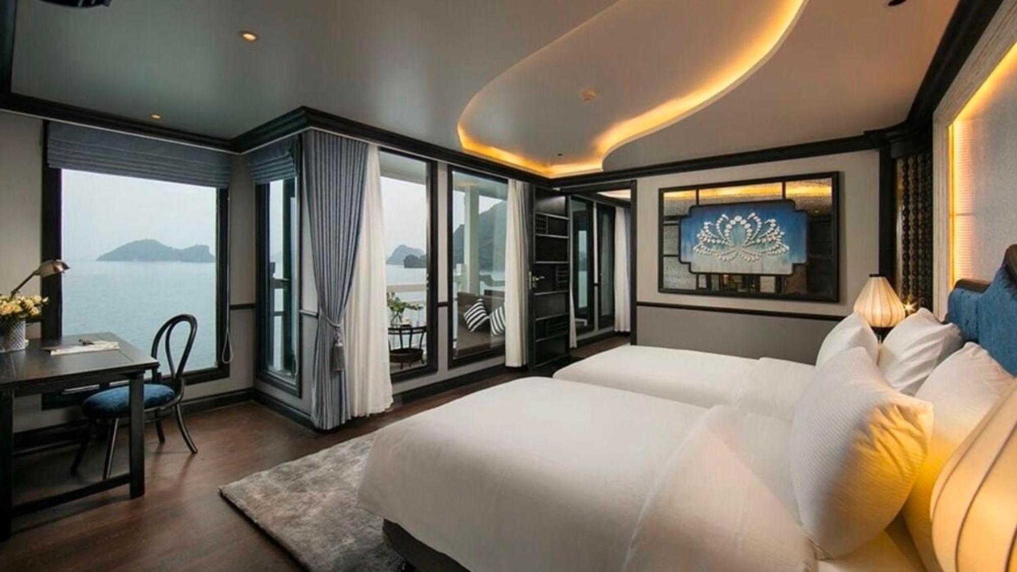 Lotus Boutique Cruise Hotel Hạ Long Ngoại thất bức ảnh