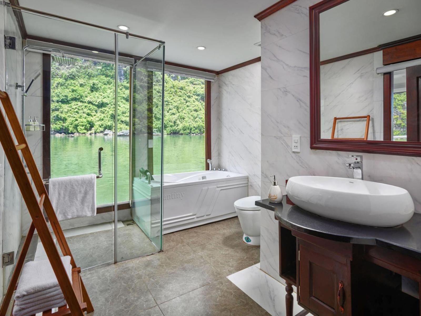 Lotus Boutique Cruise Hotel Hạ Long Ngoại thất bức ảnh
