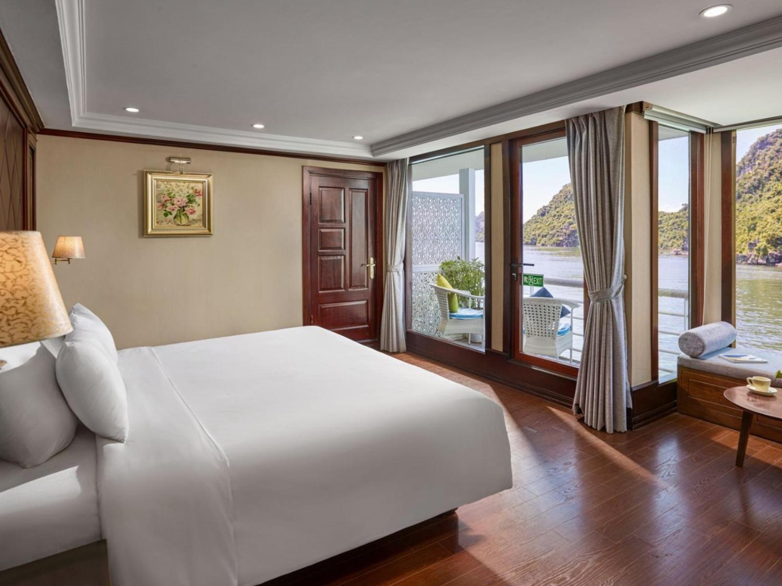 Lotus Boutique Cruise Hotel Hạ Long Ngoại thất bức ảnh